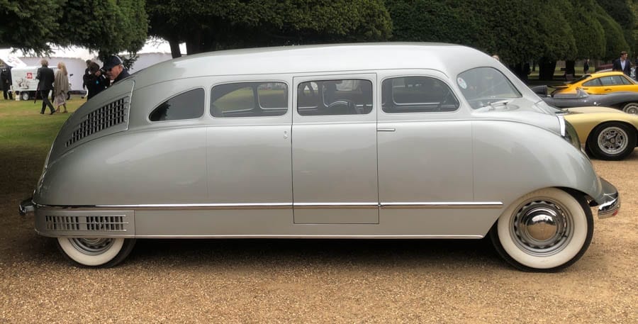 Motoring Elegance – Matthew Steeples selects highlights from the 2019 Concours of Elegance at Hampton Court Palace.