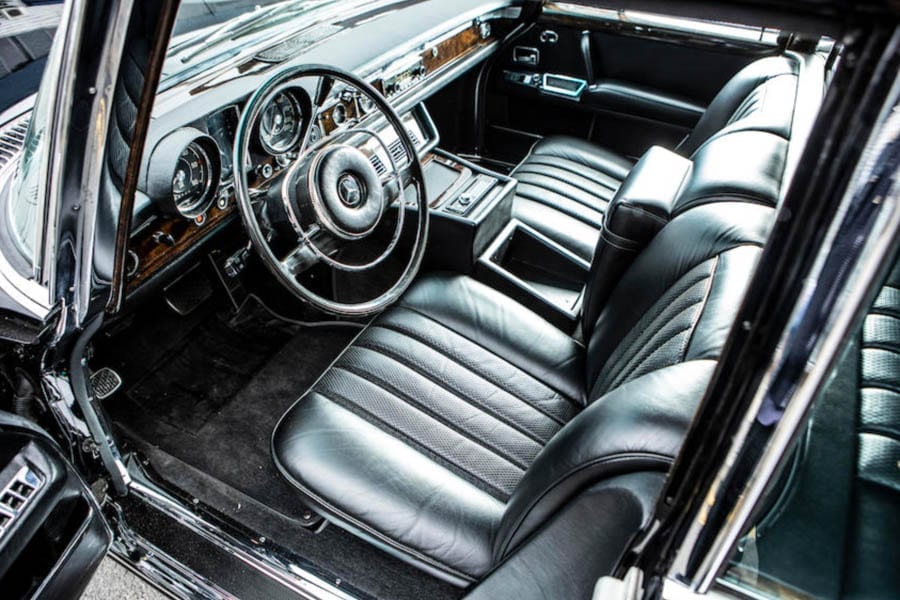 A Grand Grosser – 1965 Mercedes-Benz 600 Pullman for sale – “As good as new” 1965 Mercedes-Benz 600 Pullman “dictator car” to be sold at auction in London by Bonhams. They offer the limousine at their 7th December 2019 sale at their New Bond Street showroom and have set an estimate of £300,000 to £500,000 ($388,000 to $646,000, €352,000 to €586,000 or درهم1.4 million to درهم2.4 million).