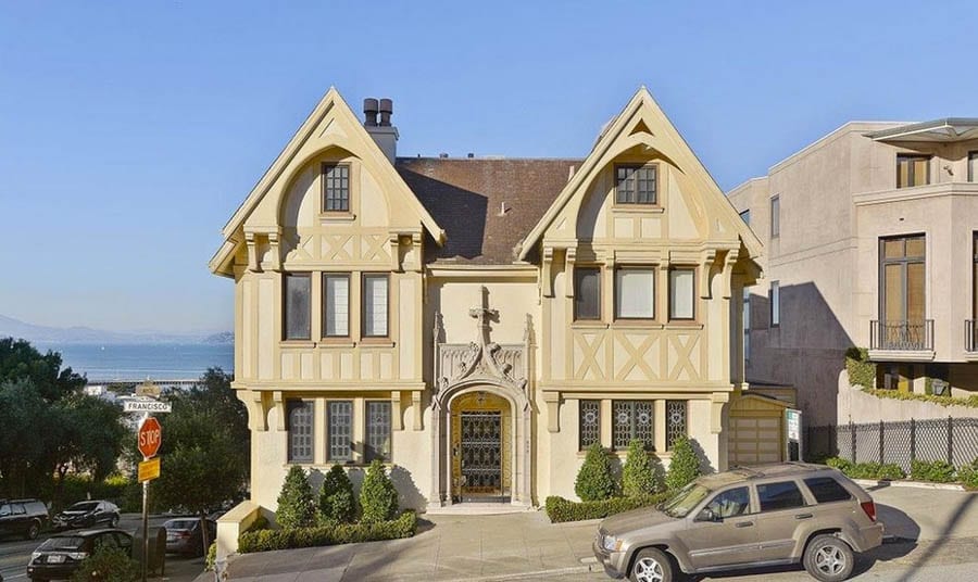 A Caged Crib – 898 Francisco Street, Russian Hill, San Francisco, California, CA 94109, United States of America – Former home of actor Nicolas Cage – For sale for £8.8 million ($12 million, €10 million or درهم44.1 million) for the main house plus £2.6 million ($3.5million, €2.9 million or درهم12.9 million) for the adjoining plot – Total price: £11.4 million – Listed by Debi Dicello of Sotheby’s International Realty.