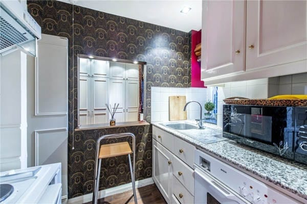 Cupboards by Harrods – Two studio flats near Harrods in Knightsbridge, London, SW3 for sale for extraordinary sums offer ideal homes for pint-sized people – January 2017 – Carter Jonas and Beauchamp Estates – Raised ground floor at Jefferson House, 11 Basil Street at £450,000 ($553,000, €525,000, درهم2.03 million) – Third floor at Beaufort Gardens at £1.65 million ($2.03 million, €1.92 million or درهم7.45 million)