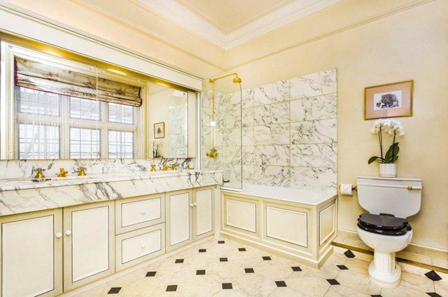 Take Me To The Titanic – Wyndham House, Sloane Square, London, SW1W 8AR – For sale for £6.2 million ($8 million, €7.3 million or درهم29.5 million) through Cluttons – Home to Christopher Head (1869 – 1912), former Mayor of Chelsea, who died on the RMS Titanic on 15th April 1912