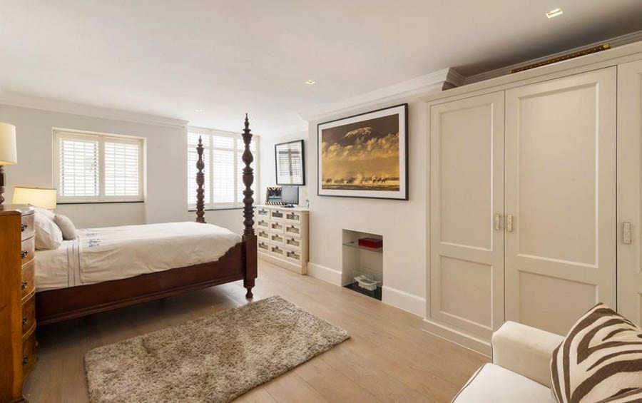 A Big Priced Basement – Basement flat at 62 Cadogan Square, Knightsbridge, London, SW1X 0EA – £6.25 million ($8.01 million, €7.35 million or درهم29.42 million) through Strutt & Parker
