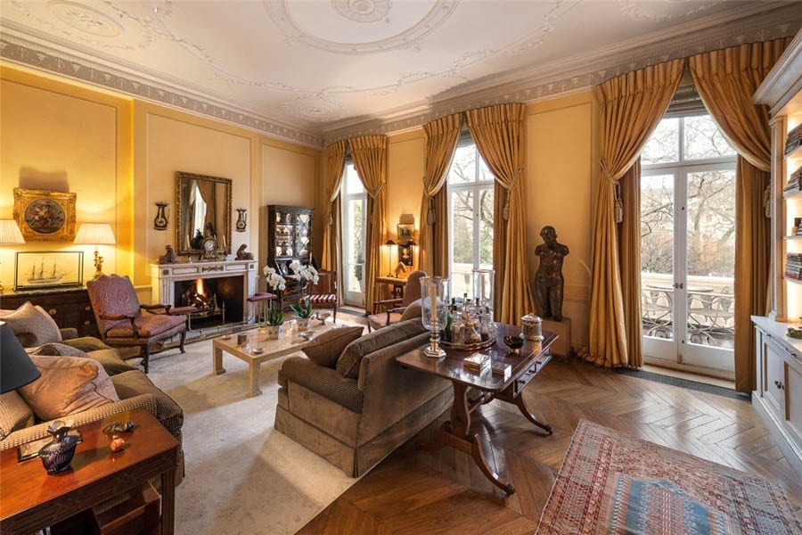 You Can Say That If You Like – Flat D, 36 Eaton Square, Belgravia, London, SW1W 9DH – For sale for £7.95 million ($9.90 million, €9.38 million or درهم36.38 million) through Knight Frank – Home of brewery baron and politician The Rt. Hon. George Younger, 1st Viscount Younger of Leckie (1851 – 1929) and royal confidante and aristocrat Ruth Roche, The Rt. Hon. The Lady Fermoy, DCVO, OBE (1908 – 1993)