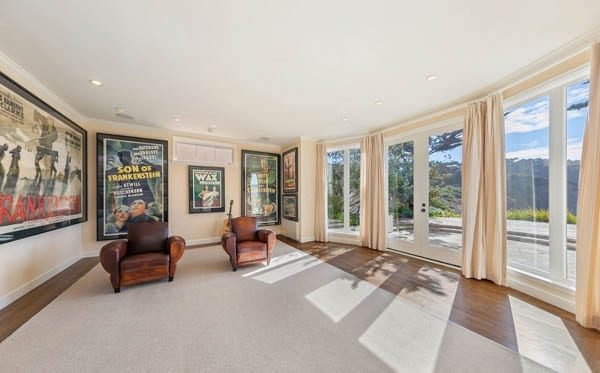 A Room With A View – 320 Sea Cliff Avenue, Sea Cliff, San Francisco, California, United States of America, CA 94121 – For sale through Mark Allan Levinson of Pacific Union Christie’s International Real Estate for £12.8 million ($16 million, €15.3 million or درهم‎‎58.8 million)