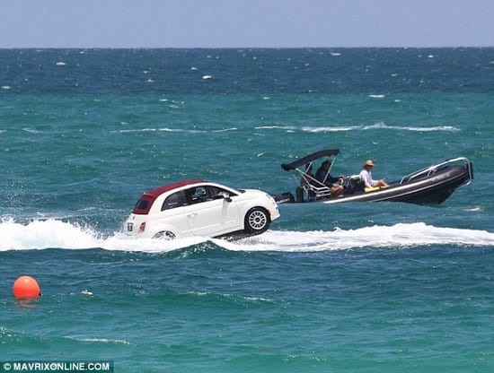 A Fiat 500 captured 'swimming' in Miami