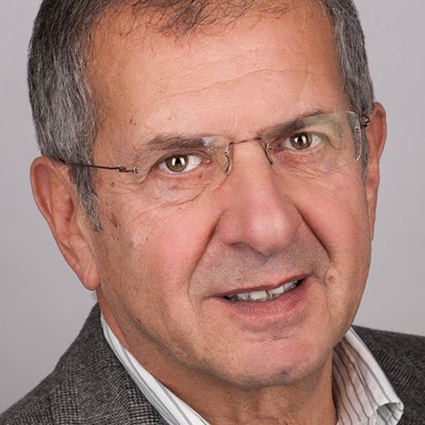 Gerald Ratner – What’s on your mantelpiece?