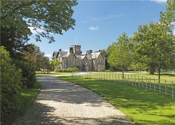 Hay (Br)exit – Hay Carr, Bay Horse, Lancaster, Lancashire, LA2 0HJ – Savills – £4.95 million ($6 million or €5.5 million)– £700,000 ($852,000 or €780,000) more than the 2014 asking price