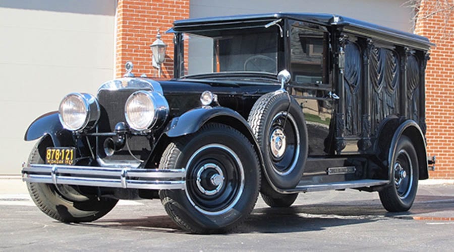 Auctions America Auburn Spring, Indiana sale – 11th to 13th May 2017 – Classic and modern cars and military lots – Five of the best lots on offer including a 1920 Ford Model T Coupé, a 1930 Cunningham V8 33286 Hearse, a 1941 Packard One-Eighty Convertible Victoria by Darrin, a 1967 Chevrolet Corvette 427/390 Coupé and a 1992 AM General M998 Humvee