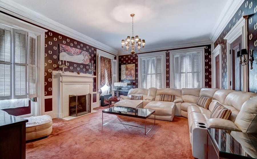 Clocks & Crime – ($599,000 €545,000 or درهم2.2 million) for Herschede Mansion, 3886 Reading Road, North Avondale, Cincinnati, Ohio, OH 45229, United States of America – For sale through agents Coldwell Banker West Shell – Italian Renaissance style mansion in Cincinnati, Ohio for sale; it was built for a clockmaker, home to Burt Reynolds’ first wife Judy Carne’s lawyer and more recently a convicted sexual offender named Ian D. Reynolds.