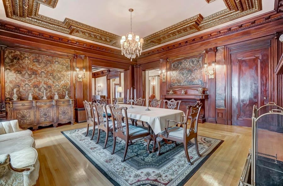 Clocks & Crime – ($599,000 €545,000 or درهم2.2 million) for Herschede Mansion, 3886 Reading Road, North Avondale, Cincinnati, Ohio, OH 45229, United States of America – For sale through agents Coldwell Banker West Shell – Italian Renaissance style mansion in Cincinnati, Ohio for sale; it was built for a clockmaker, home to Burt Reynolds’ first wife Judy Carne’s lawyer and more recently a convicted sexual offender named Ian D. Reynolds.