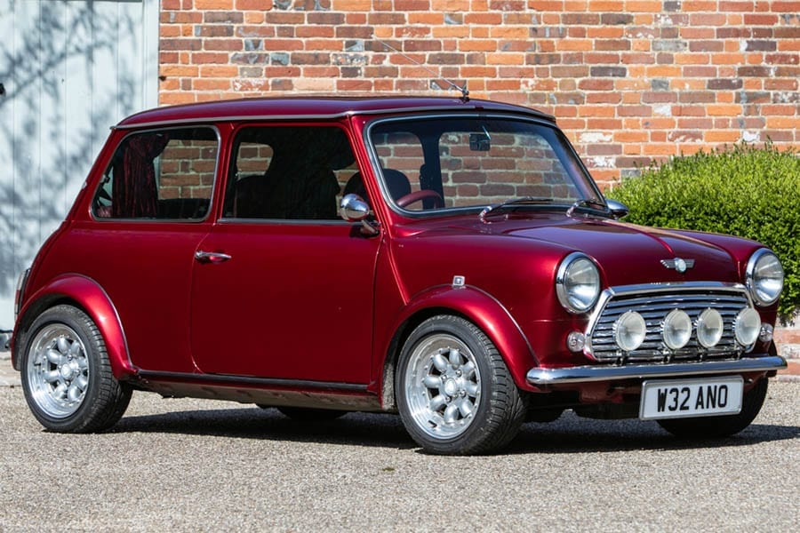 The Car’s The Bar – 2000 Rover Mini Cooper Sport owned by Jay Kay – Mini Cooper Sport nicknamed ‘Chuckles’ by singer-songwriter owner Jay Kay of Jamiroquai to be auctioned; it comes complete with a mini bar and a disco light.