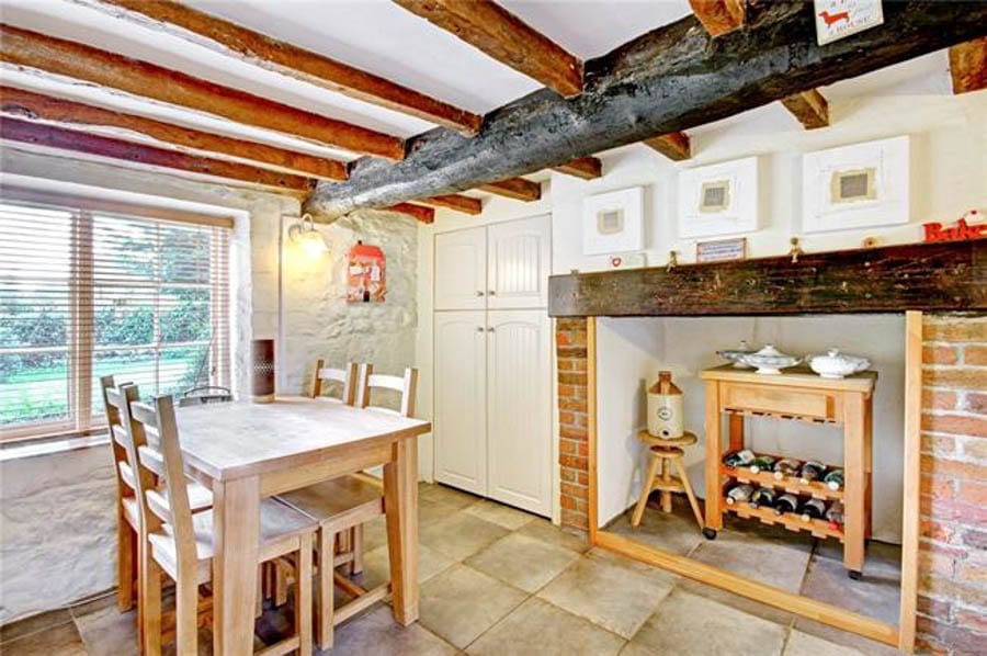 Chocolate Box Perfection – The Old Cottage, Ogbourne St. Andrew, Marlborough, Wiltshire, SN8 1SB – For sale with Hamptons International for £630,000 ($786,000, €743,000 or درهم2.9 million)