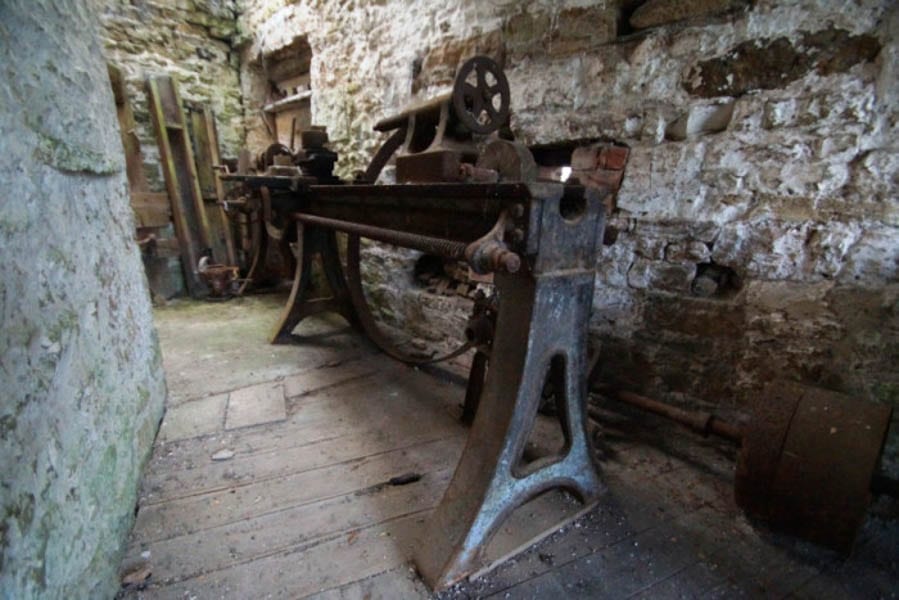 Witchfinder’s and Watermills – The Watermill, Thetford Road, Ixworth, Bury St. Edmunds, Suffolk, IP31 2JN – For sale for £1 million ($1.3 million, €1.2 million or درهم4.6 milllion) through Savills and used in The Witchfinder General and Dad’s Army