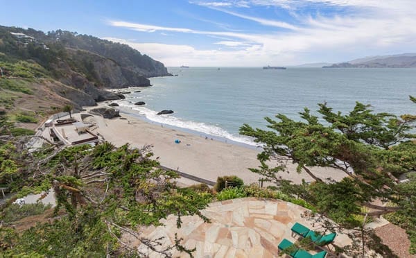 A Room With A View – 320 Sea Cliff Avenue, Sea Cliff, San Francisco, California, United States of America, CA 94121 – For sale through Mark Allan Levinson of Pacific Union Christie’s International Real Estate for £12.8 million ($16 million, €15.3 million or درهم‎‎58.8 million)