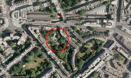 Park House is hidden between Onslow Square and Pelham Street