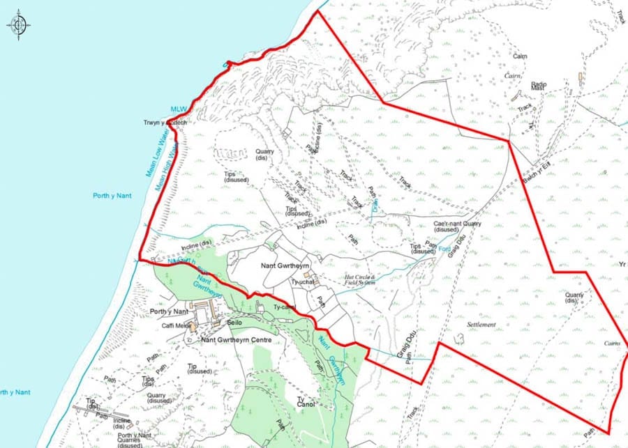 A Poldark-esque Pad – Ty Uchaf, Nant Gwrtheyrn, Llithfaen, Pwllheli, Gwynedd, Wales, United Kingdom, LL53 6HL, Wales – For sale for £750,000 ($963,000, €840,000 or درهم3.5 million) through Carter Jonas – Welsh coastal farm with beach and derelict quarry for sale for just £750,000; its environs were home to an alleged spy in WW2.