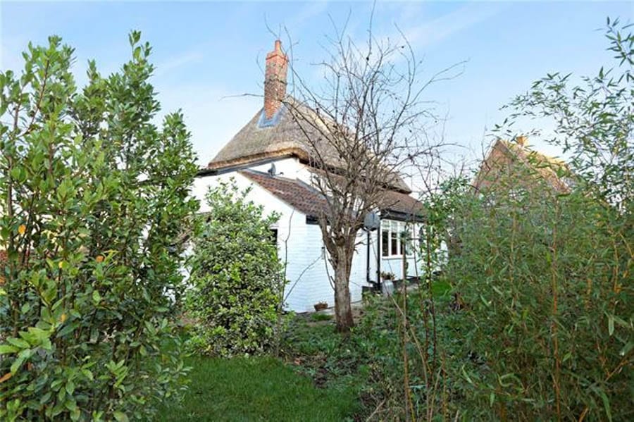 A Treble Two – Fussells Cottage, Green Gate Road, Wedhampton, Devizes, Wiltshire, SN10 3QB – For sale in March 2017 with Hamptons for £400,000 ($497,000, €460,000 or درهم1.8 million), up 129% from what it sold for in 2014
