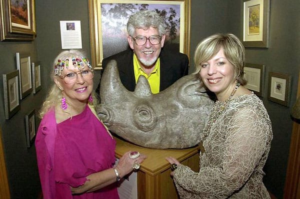 Change.org petition - Rolf Harris and his wife Alwen Hughes and daughter Bindi Nicholls - A trio who deserve to be asked be asked many more questions