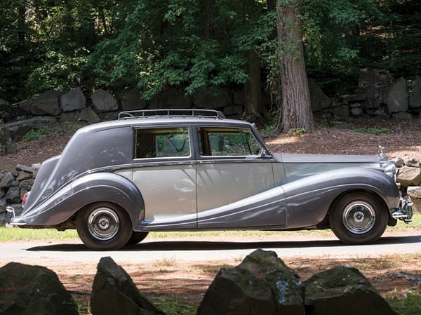 The Last Wraith – 1958 Rolls-Royce Silver Wraith limousine by H. J. Mulliner – RM Sotheby’s Hershey sale, 6th to 7th October 2016 – £123,000 to £147,000 ($160,000 to $190,000 or €142,000 to €169,000)