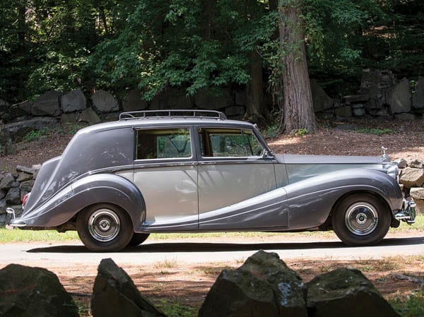 Sugar & Elton – 1957 Bentley Continental S1 sports saloon by H. J. Mulliner that has been owned by both Sir Elton John and Lord Sugar for sale for a 243% higher sum than it achieved in 2007 – £495,000 ($618,000 or €583,000 or درهم‎‎2.3 million) through The Chelsea Workshop