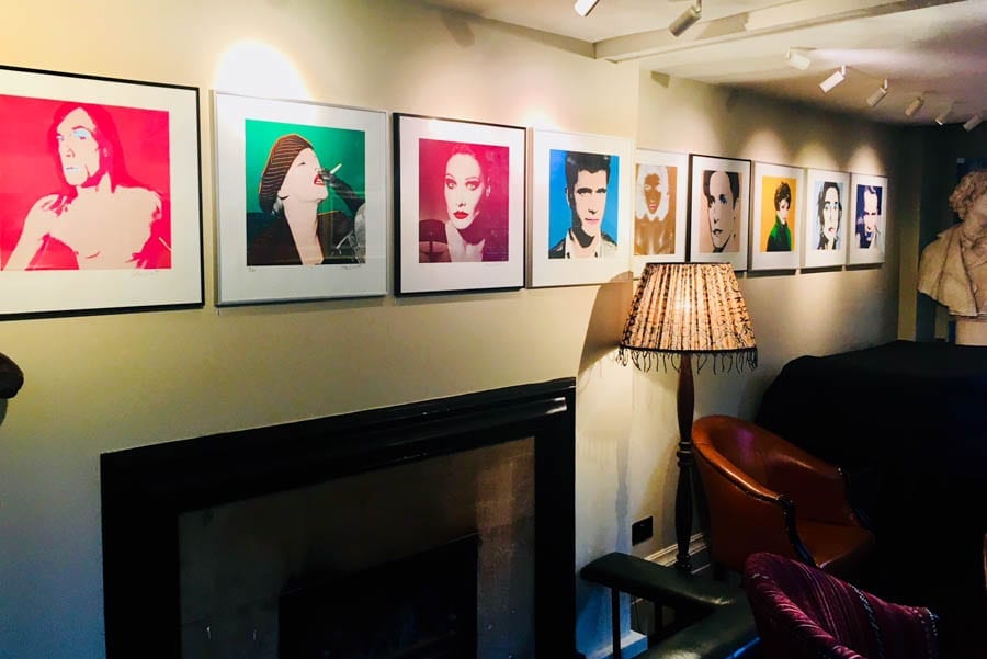 Fame & The Beeb – Famous! by Stoddart exhibition at Chelsea Arts Club – John Stoddart exhibition of silkscreen prints of his iconic works at Chelsea Arts Club attracts the attention of some BBC heavyweights.