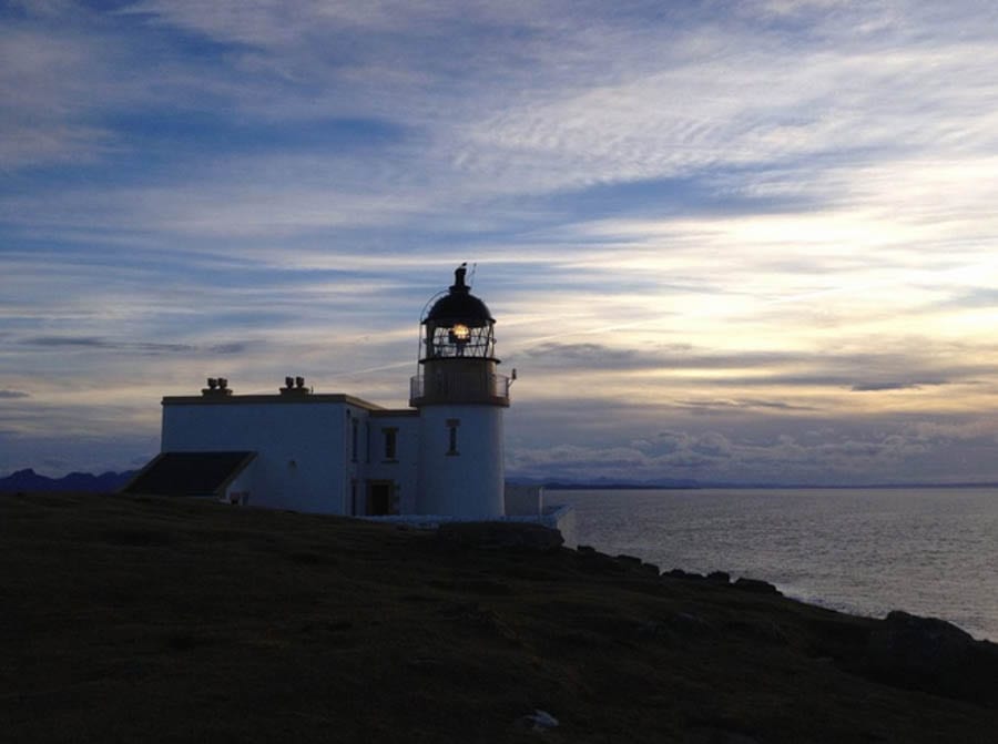 Let There Be Light – Two apartments and a bothy at Stoer Lighthouse, Raffin, Lairg, Highland, Sutherland, IV27 4JH, Scotland, United Kingdom for sale through Bell Ingram for £371,500 ($478,000, €407,000 or درهم1.8 million) for the whole