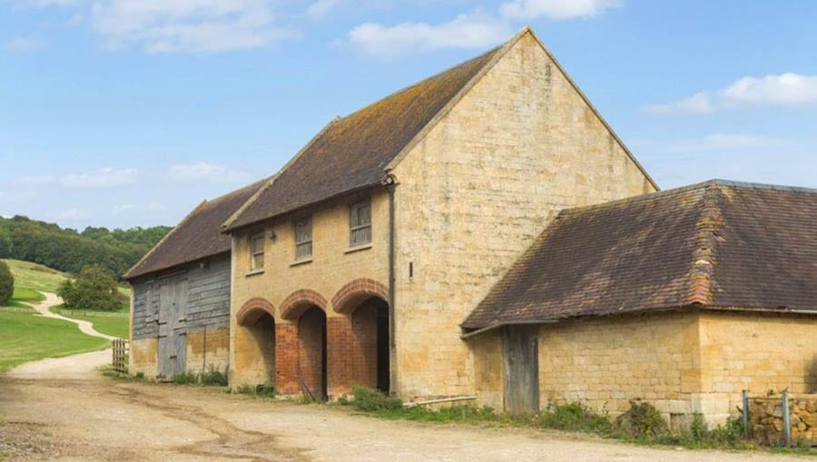 Unfinished Business – £16.5 million ($21.6 million, €18.8 million or درهم78.9 million) for Sudeley Lodge, Sudeley Road, Winchcombe, Gloucestershire, GL54 5JB, United Kingdom through estate agent Knight Frank – 519 acre Gloucestershire estate goes on sale for £16.5 million in spite of needing a further £1.5 million spent on it.