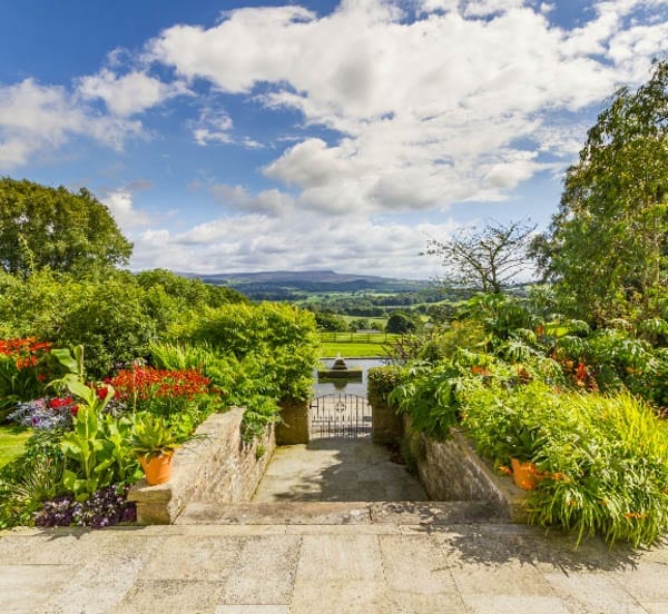 A Moonlighting Mansion – Halton Green House, Halton, Lancaster, Lancashire, LA2 6PB – For sale with Fine & Country for £2.5 million ($3 million or €2.8 million) – Frankie Vaughan