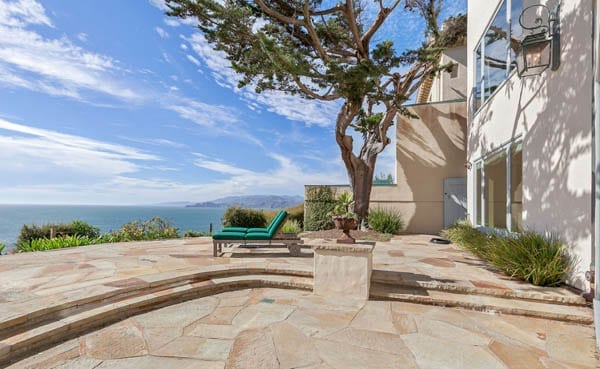 A Room With A View – 320 Sea Cliff Avenue, Sea Cliff, San Francisco, California, United States of America, CA 94121 – For sale through Mark Allan Levinson of Pacific Union Christie’s International Real Estate for £12.8 million ($16 million, €15.3 million or درهم‎‎58.8 million)