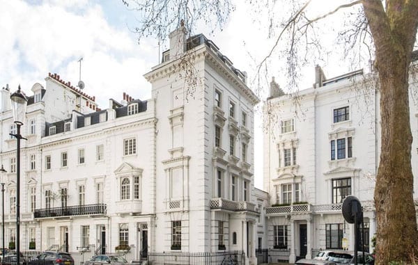 An £850,000 cupboard – Ground and basement maisonette, 35 Ovington Square, Knightsbridge, London, SW3 1LJ