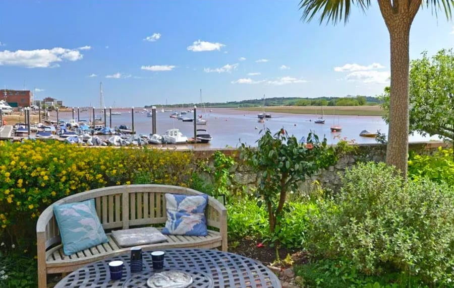 Waterside Wixels – Stunning converted sail loft and “local landmark” in “the best position” in Topsham, Devon for sale for £3.5 million – £3.5 million for Wixels, Ferry Road, Topsham, Devon, EX3 0JH, United Kingdom through Knight Frank.