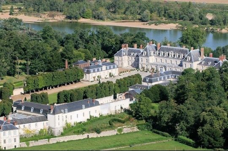 A Cut Cost Château – £27.6m for Château de Menars, 15 Le Château, Loire Valley, Blois, 4100 Menars, France through Sotheby’s International Realty – Vast French château in the Loire Valley for sale for ‘just’ £27.6 million in spite of having had £80.1 million spent already on its renovation; it was most famously owned by Jeanne Antoinette Poisson, Madame de Pompadour (1721 – 1764).