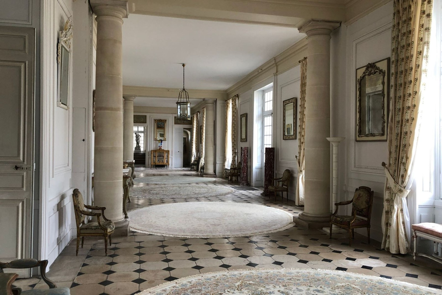 A Cut Cost Château – £27.6m for Château de Menars, 15 Le Château, Loire Valley, Blois, 4100 Menars, France through Sotheby’s International Realty – Vast French château in the Loire Valley for sale for ‘just’ £27.6 million in spite of having had £80.1 million spent already on its renovation; it was most famously owned by Jeanne Antoinette Poisson, Madame de Pompadour (1721 – 1764).