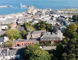 One family from new – The Manor House, 38 High Street, Donaghadee, County Down, Northern Ireland, BT21 0AQ – For sale for the first time since 1620 through Rodgers & Browne – £925,000 ($1.3 million or €1.2 million)