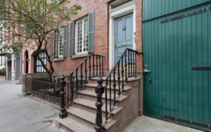 A Federal Find – 1833 John C. Blauvelt house – 232 West 10th Street, West Village, Manhattan, New York, NY 10014, United States of America – For sale through Jeffrey JD Thompson of Compass Realty – Reduced in price from £4.772 million ($5.975 million, €5.630 million or درهم21.946 million) to £3.982 million ($4.986 million, €4.698 million or درهم18.313 million)