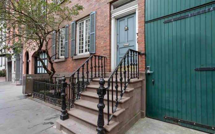 A Federal Find – 1833 John C. Blauvelt house – 232 West 10th Street, West Village, Manhattan, New York, NY 10014, United States of America – For sale through Jeffrey JD Thompson of Compass Realty – Reduced in price from £4.772 million ($5.975 million, €5.630 million or درهم21.946 million) to £3.982 million ($4.986 million, €4.698 million or درهم18.313 million)