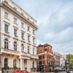 6-Charles-Street-is-situated-opposite-The-Only-Running-Footman-1