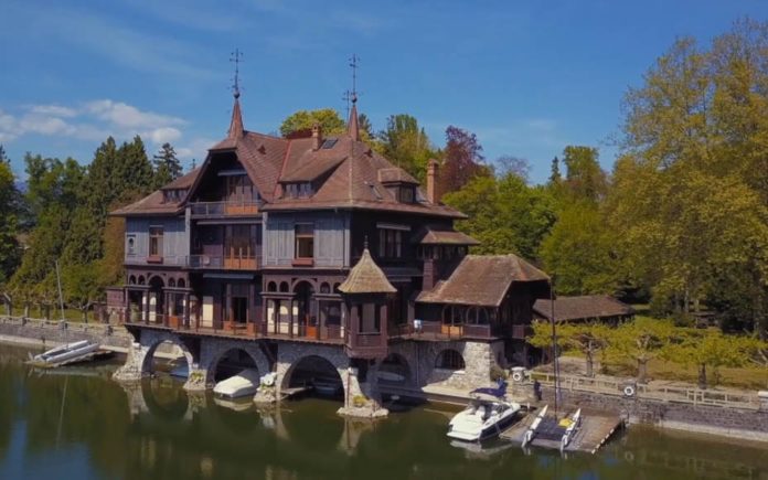 A Fashionable Bargain – Château de Promenthoux, Route de Promenthoux, Prangins, Canton du Vaud, Geneva, Switzerland – Also known as Villa des Bleuets – To be auctioned on 15th June 2017, formerly priced at £38.8 million (CHF 50 million $49.9 million, €45.7 million or درهم183.5 million) by Concierge Auctions