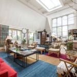 A-triple-height-studio-reception-space-is-the-centerpiece-of-the-home-1
