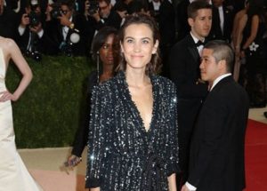 An Excess of Alexa – Mail on Sunday get a little beyond carried away with their latest toady description of fashionista Alexa Chung.