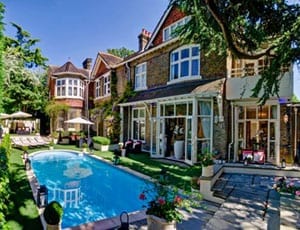 All in a flap – 71 Frognal, Hampstead, London, NW3 6XY