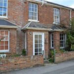 At-first-sights-2-New-High-Street-in-Headington-Oxford-is-a-rather-ordinary-property-1