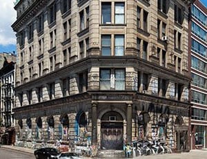 Banking a building – 190 Bowery sold to Aby Rosen by Jay Maisel for £34.8 million ($52 million or €47.9 million)