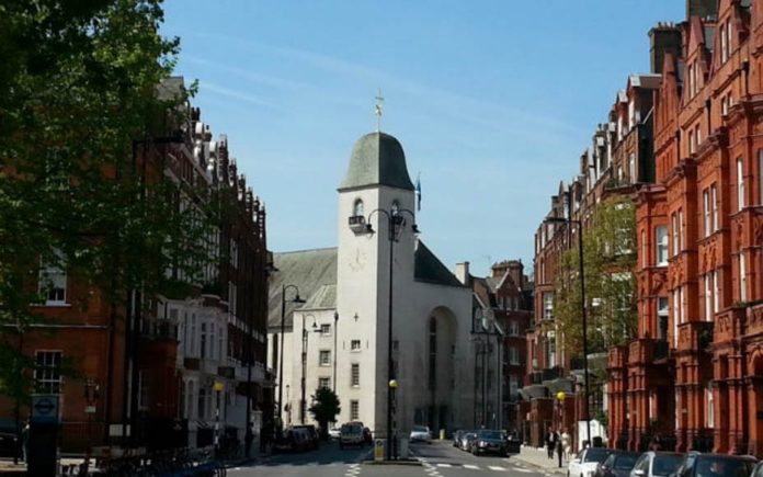 The Beauchamp Bazaar at Saint Columba’s Church of Scotland, Pont Street, London, SW1X 0BD is from 4pm to 9pm on Tuesday 1st November 2016. To book tickets click here or pay on the door. Admission is £20 per person.