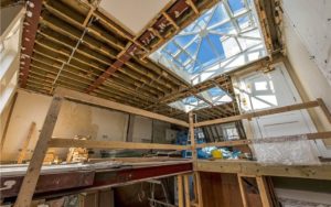 An Expensive Blank Canvas – Flat 4, 33 Ennismore Gardens, Knightsbridge, London, SW7 1AE – Repossessed shell maisonette for sale for £5.25 million ($6.6 million, €6.1 million or درهم24.1 million) through Knight Frank