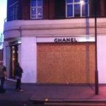 Chanels-Brompton-Cross-was-boarded-up-after-the-robbery