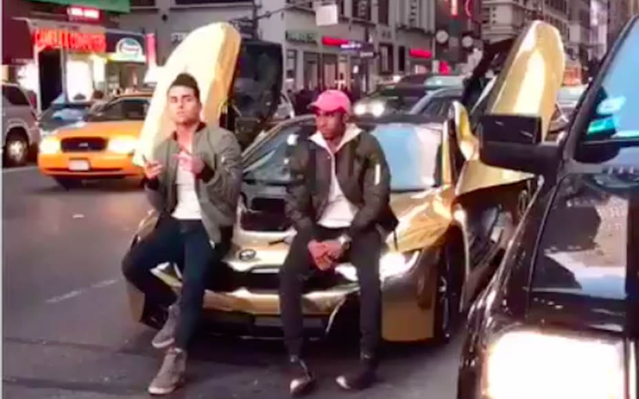 Smashing a “Star” – YouTube “star” Coby Persin has his ridiculous gold wrapped BMW smashed with a baseball bat during a photo shoot in New York whilst blocking traffic, 27th November 2016