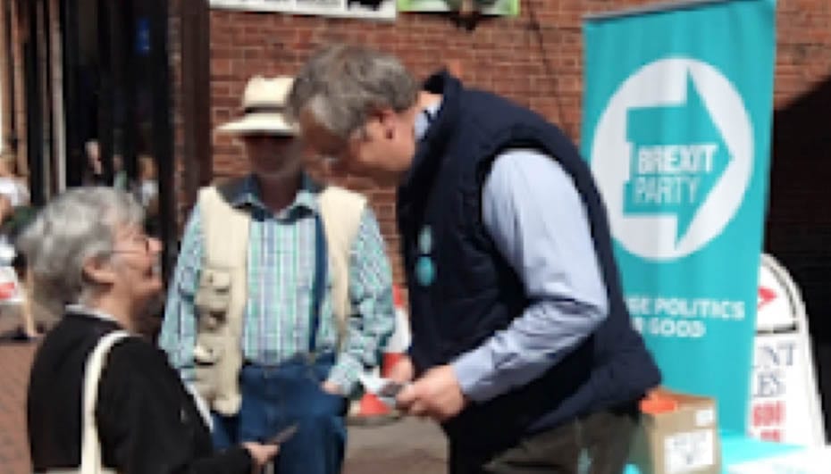 A Royal Borough Rotter – Councillor Matthew Palmer – Conservative RBKC councillor Matthew Palmer exposed as a rotter and hypocrite; he’s even caught campaigning for the Brexit Party.