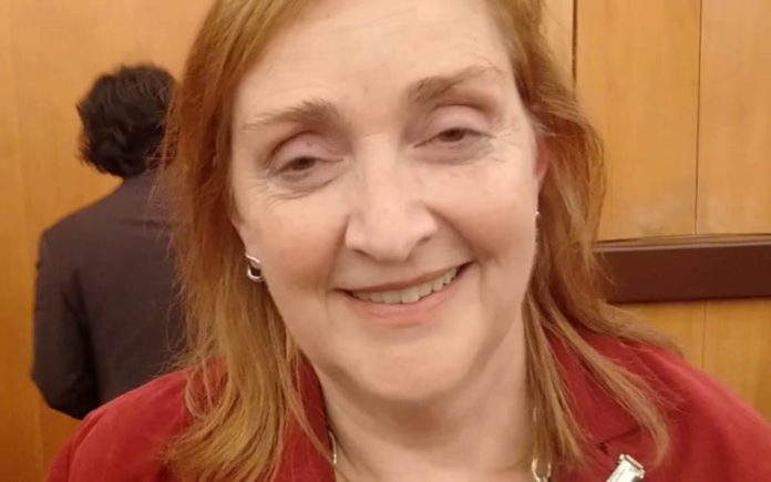 Denting Dent Coad – Shame on Emma Dent Coad MP – Emma Dent Coad MP shown as and exposed as a pro-Brexit charlatan; we urge readers in Kensington to back Lib Dems instead.