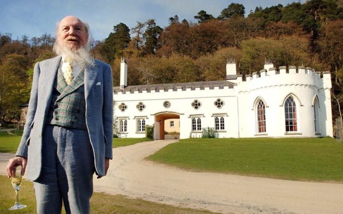 Anything Can Happen – Luggala, Roundwood, Leinster, County Wicklow, Ireland –For sale for £24.1 million ($30.1 million, €28 million or درهم110.7 million) through Sotheby’s International Realty and Crawford’s